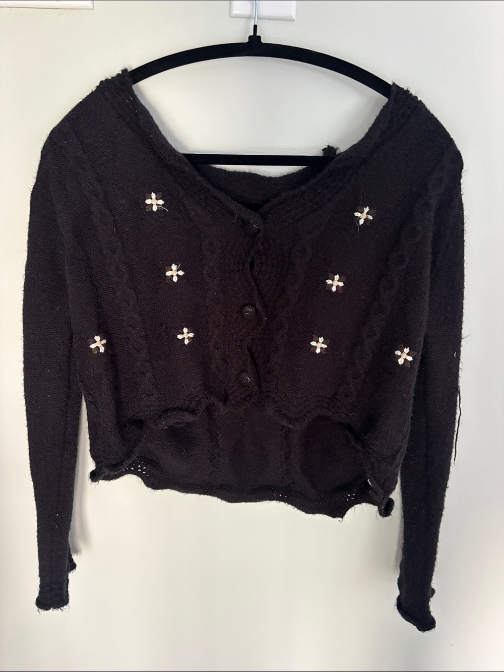 SHEIN Black Cropped Floral-Appliqué Cardigan